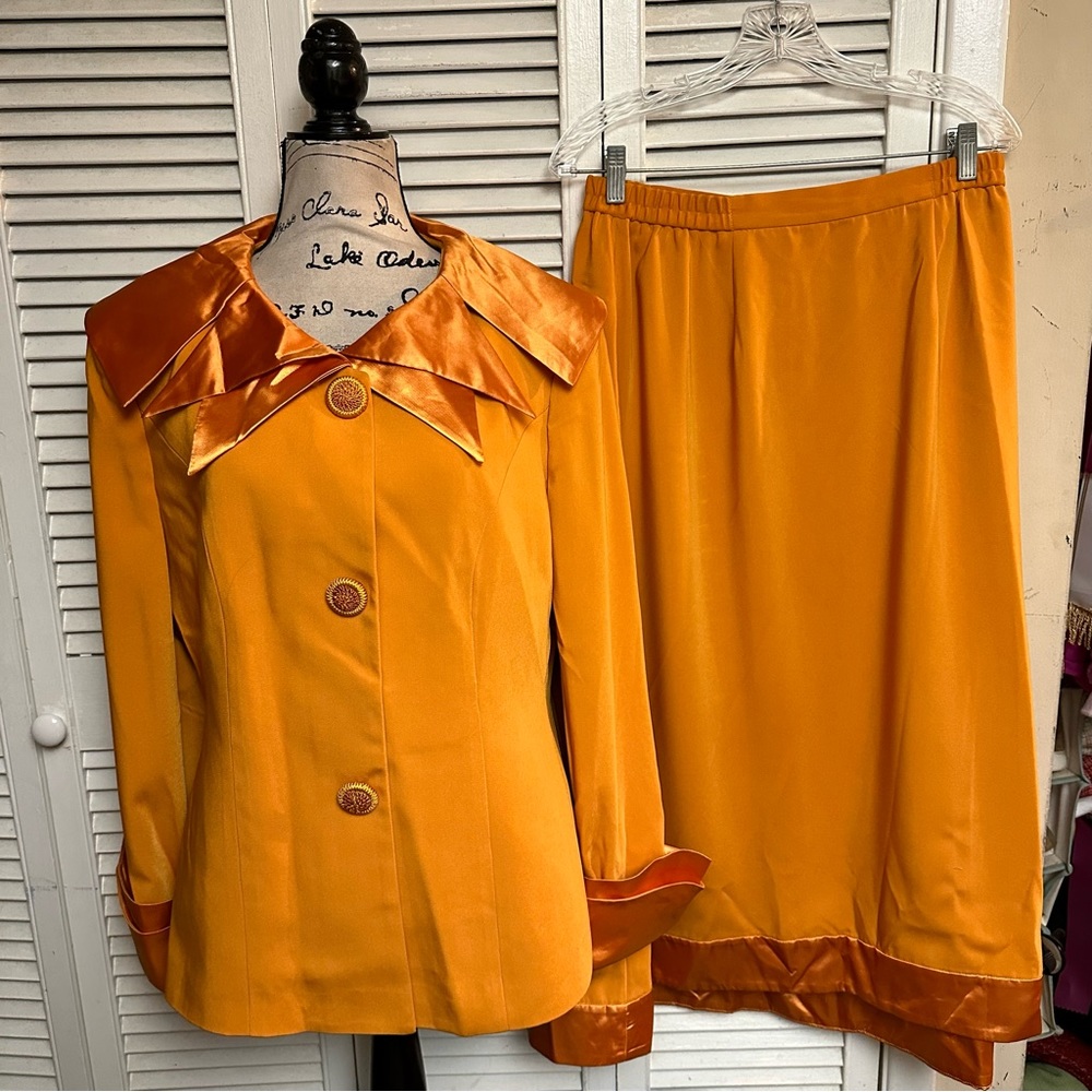 GMI Plus Size Skirt Suit